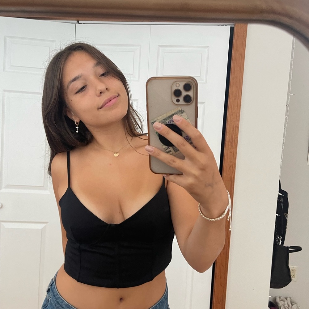 Black Zara crop top!